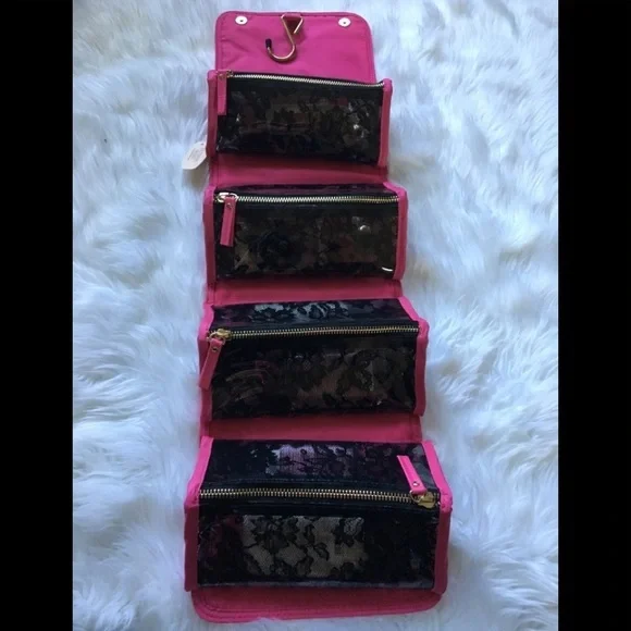 NWT Victoria's Secret Train Case MORE Pink Bag - Picture 3 of 10